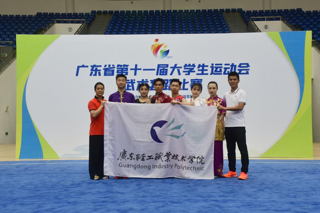 03EC2F0A240D2260F283782E621_046AC7A4_147F6