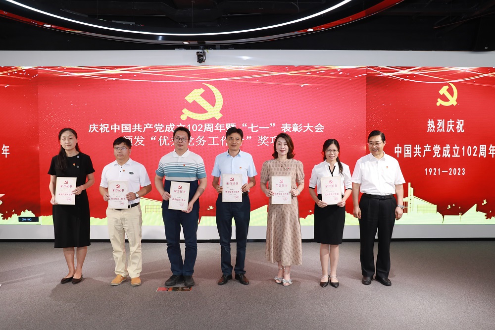 2DC53F1F06375FF02791E46D5EC_1690BA4F_3EEDF 2DC53F1F06375FF02791E46D5EC_1690BA4F_3EEDF