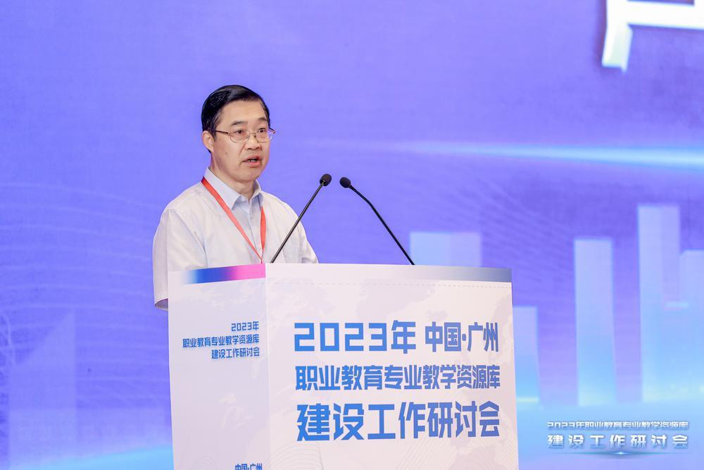 F4BB6E5C44206BF7BB67D9E0CB7_A7E134E7_C843