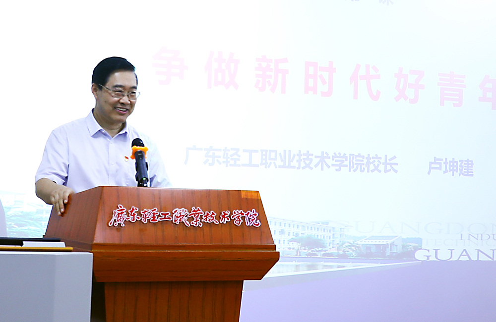 4C518CB2E503AC9DD7C3A6DE2C5_576A9208_2BF28