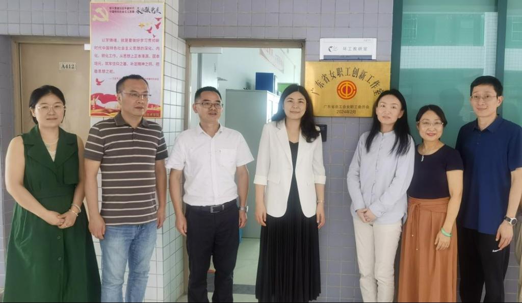 4ABA3883689722C4C7FA7182890_982DDF5A_11C06