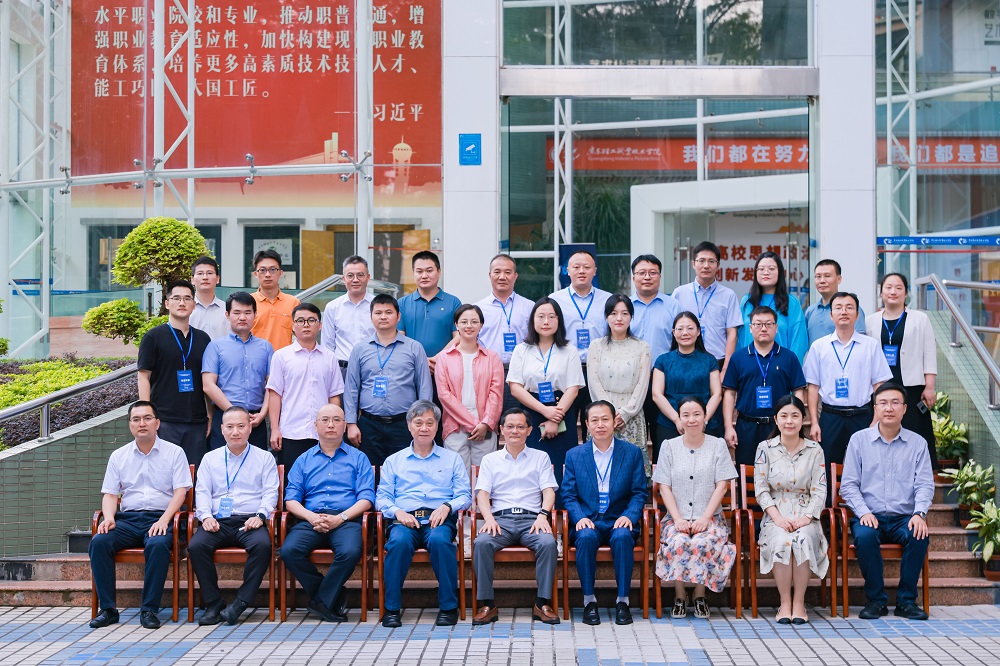 7B20D8386E69251C31C58DED9AE_CCA9F601_5F530