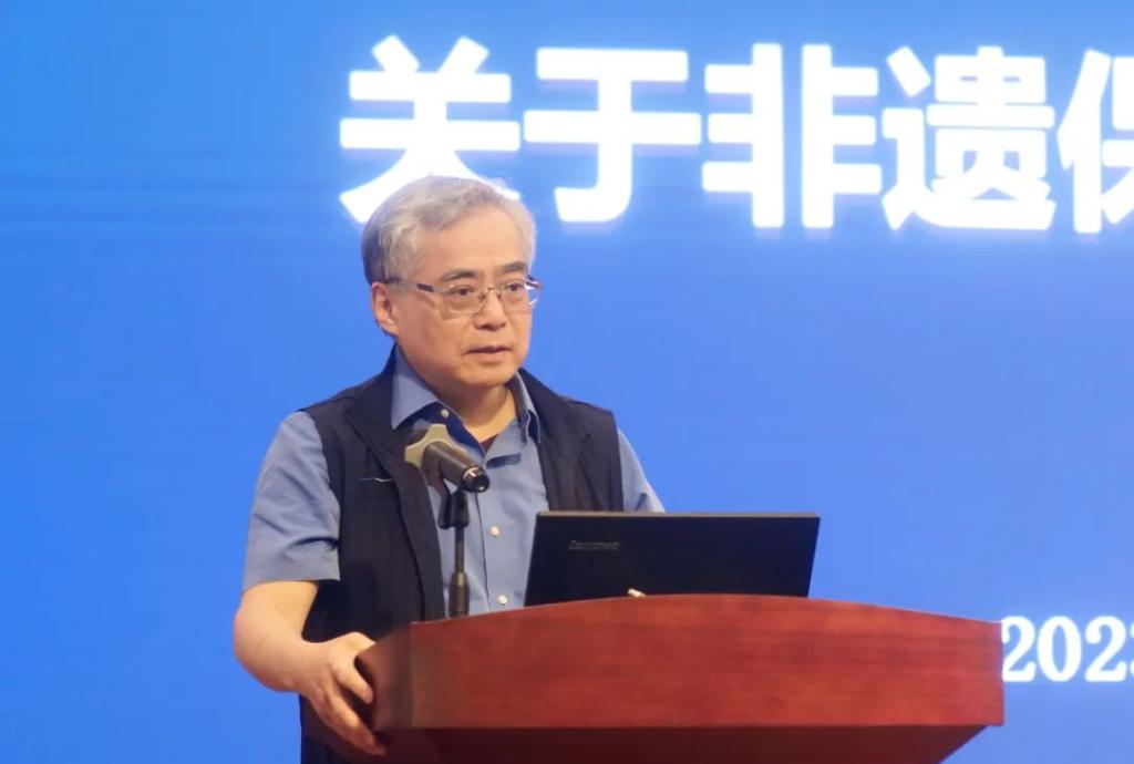 6EDAEC1D7A55017EBBEC286D6BF_91CEFA89_A7CC