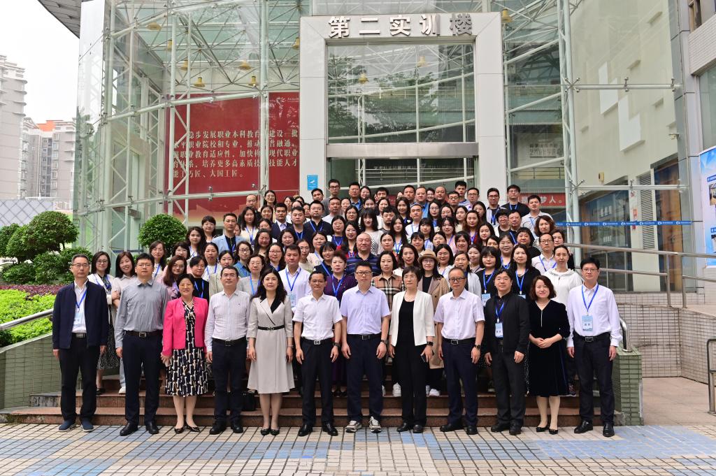 917B413E54BF72D9780702BC3D4_90E28FE7_2790C