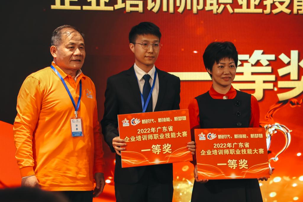 7358A3DE1902262C11A0D77CE4B_C8F1896C_15F64