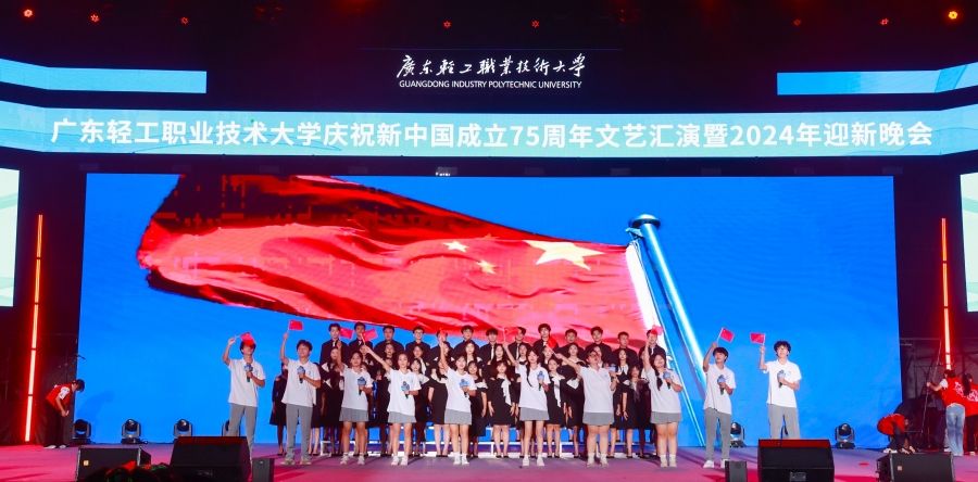 F906927CC10511B2B23E8ABDA1D_669573F5_121D9