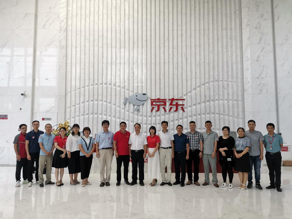 D7378570C645FF3677FA7D72264_EAD16F05_19A35