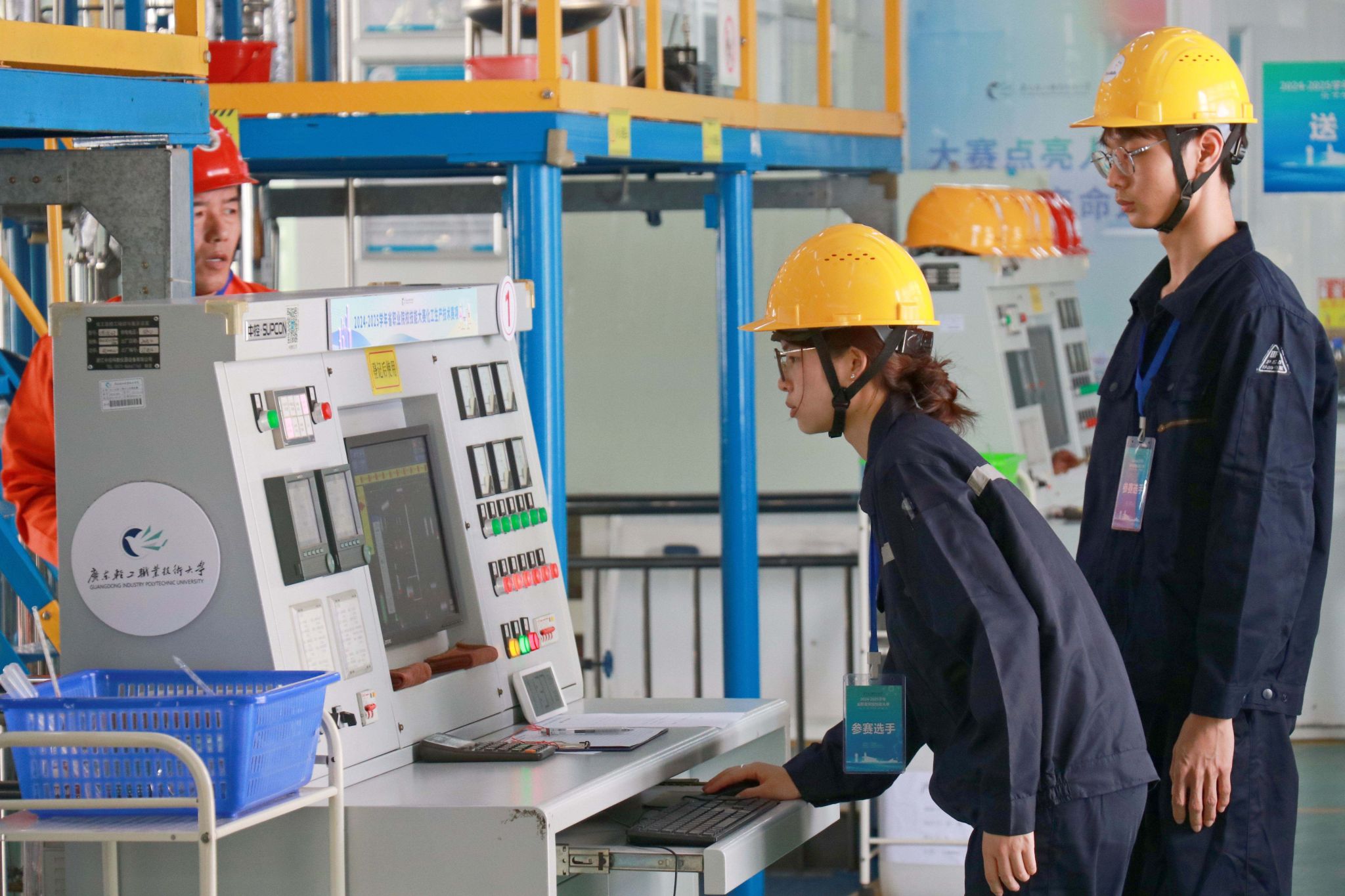 3B68F39E2E7795A8799E9D3E554_7B32A633_5202A