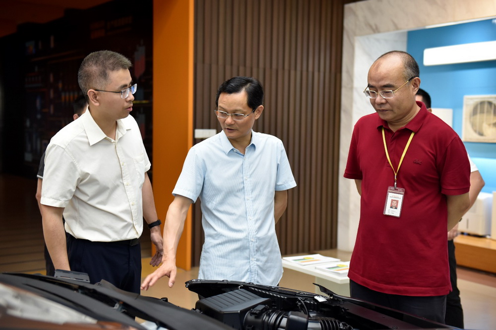 18738D088D813B003BB5F9AC2A0_574E6DC9_2C8CC