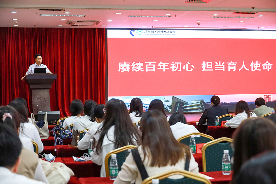 C7C237D4FBB7CAED76E9E8C313F_BC107841_82194