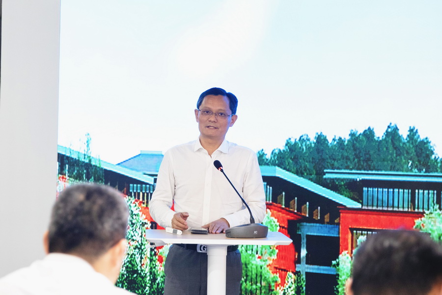 1E10384B74B99EB2AB1AEAB37EC_010AA220_21BE6