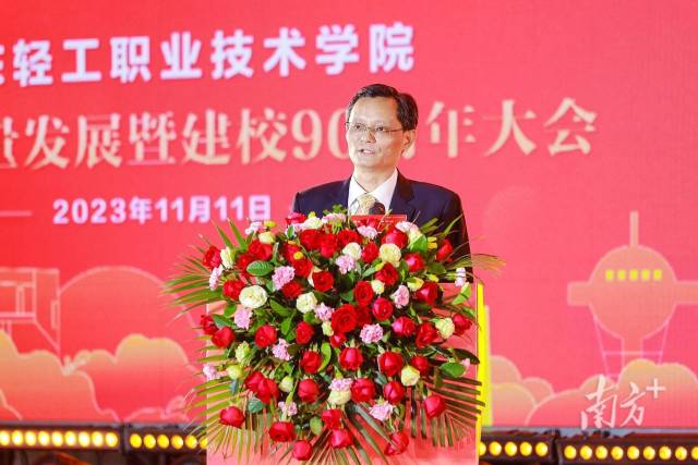 254E357C719EA5074DA13AB3540_41E2435B_A831