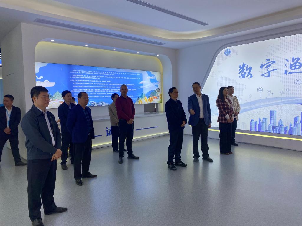 83ECBE51DFD54EDA2B3EF27B6E7_97E7DD87_15329