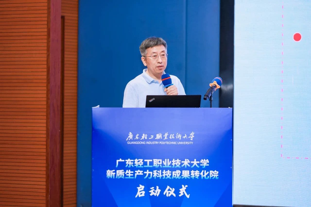 321382E13B78F739F6AD547CADC_ACB3C4C6_1582A