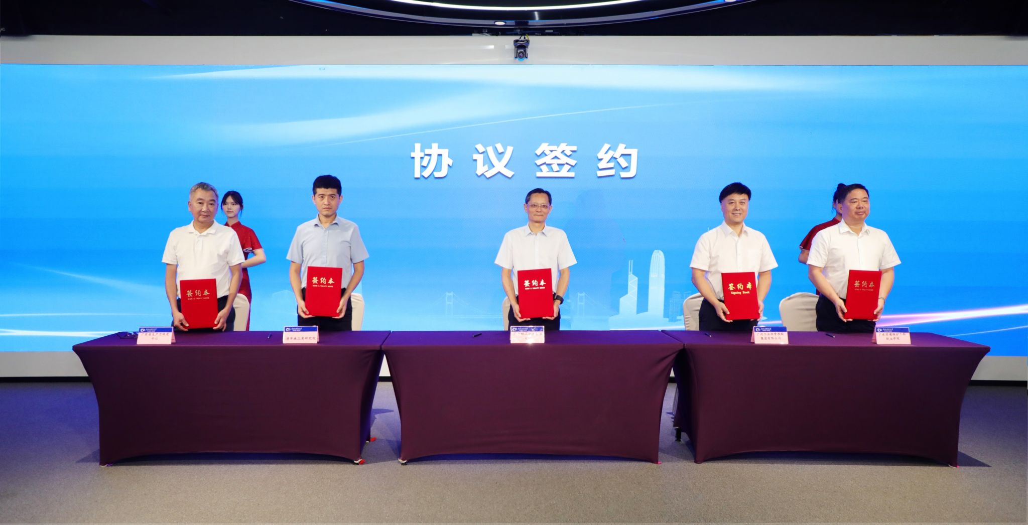 687B80093D3E516DA3D2A40CFF0_16038349_2CF0C