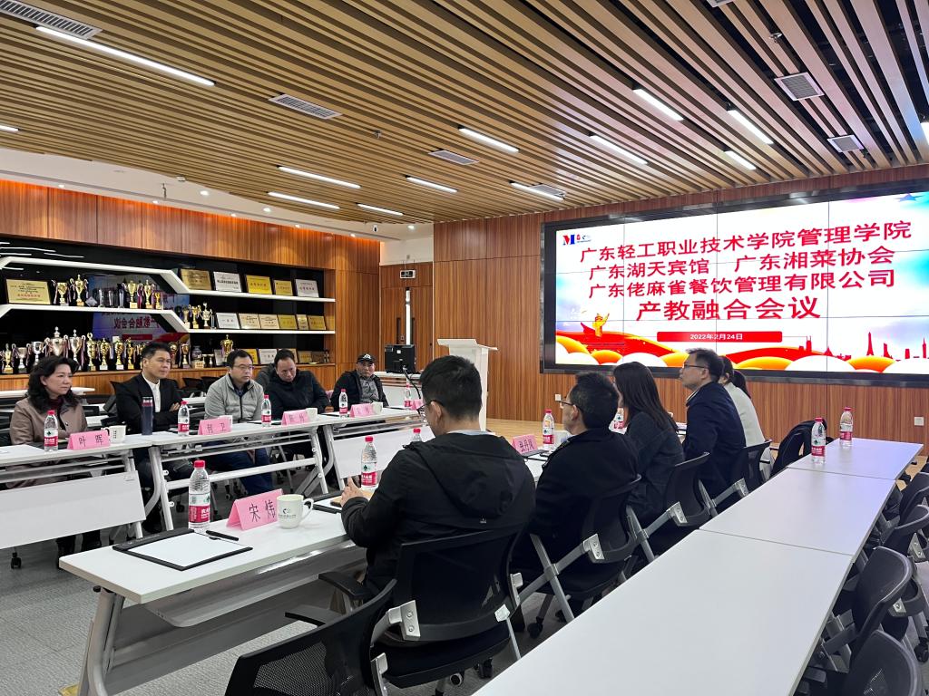 1412CBD146B9D227F2811896D61_3F39600C_2C043