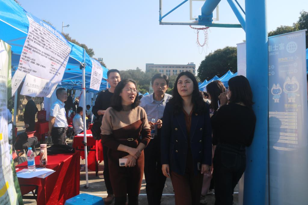 365���й�˾(Ӣ��)����-�ٷ���վ