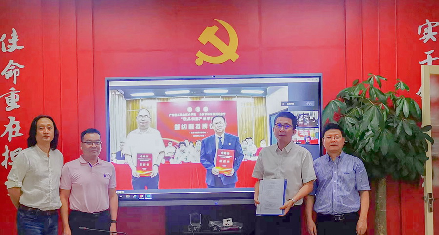 892E080CEE4C39BBC4D741096A9_40E5F1DB_2B063