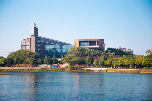 B52861E12CAA206EB0FF36AAA9C_27F956E1_C6C1