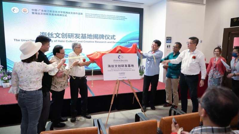 0A42D07A2FBFE104EEB08581DD0_3F829B54_9FB7