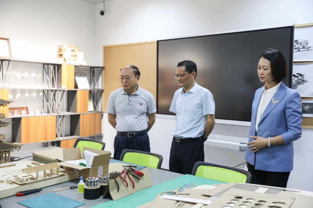 8A7EEDC6B12FD04704BE951FC78_705A2898_14118