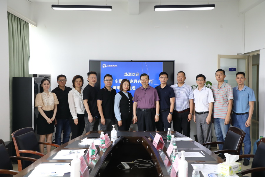 5864E5247880D33D96EF6A0F138_62A67F47_2CA27