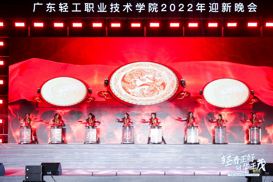 EEEA1BE9C1F3BA191B5D0808FB2_053D43C5_38EA0